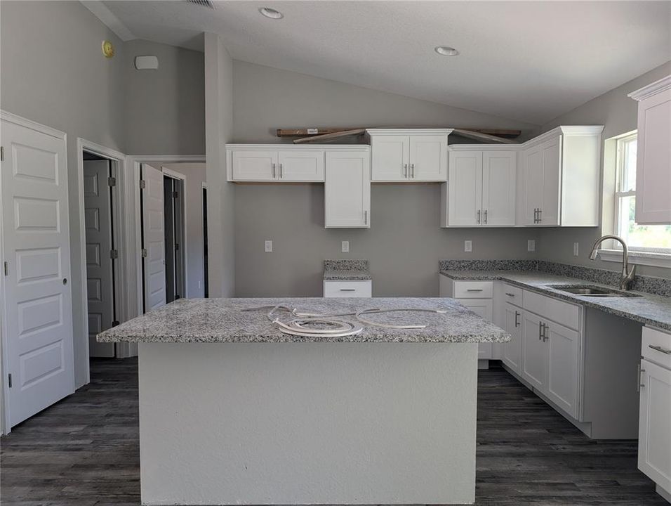 Active With Contract: $274,900 (3 beds, 2 baths, 1453 Square Feet)