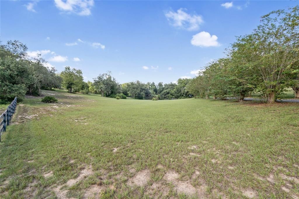 Active With Contract: $1,200,000 (5 beds, 3 baths, 3666 Square Feet)