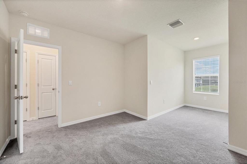 Active With Contract: $2,850 (3 beds, 2 baths, 1724 Square Feet)