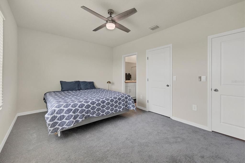 Active With Contract: $2,850 (3 beds, 2 baths, 1724 Square Feet)