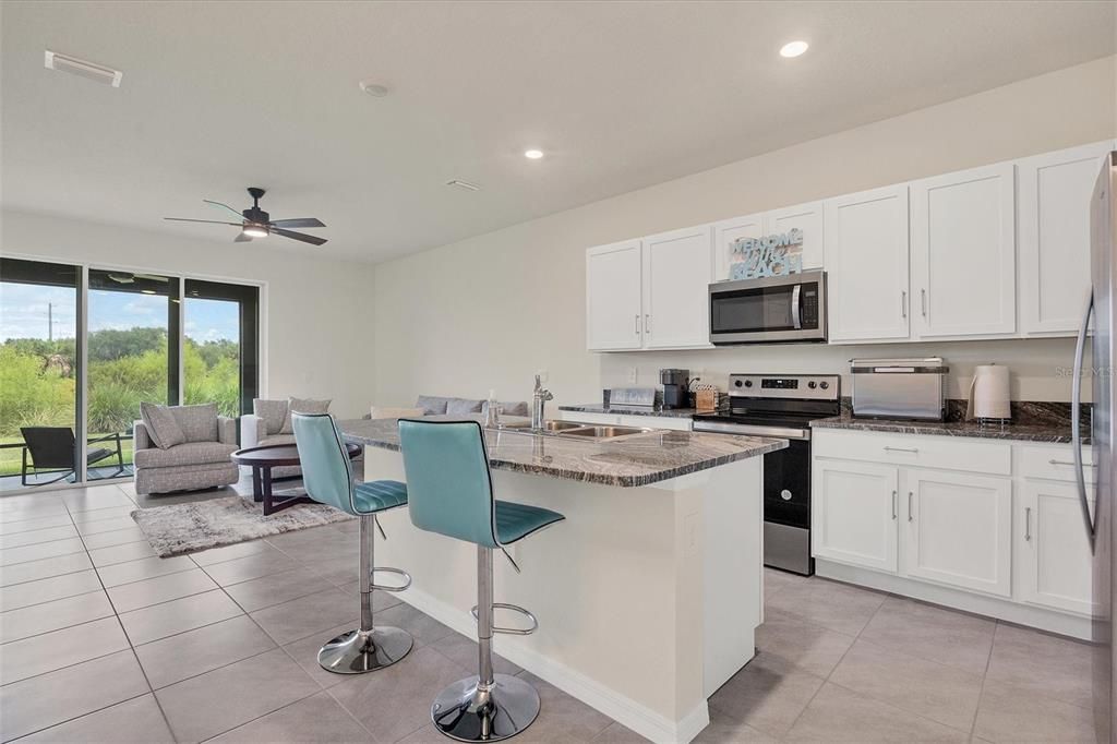 Active With Contract: $2,850 (3 beds, 2 baths, 1724 Square Feet)