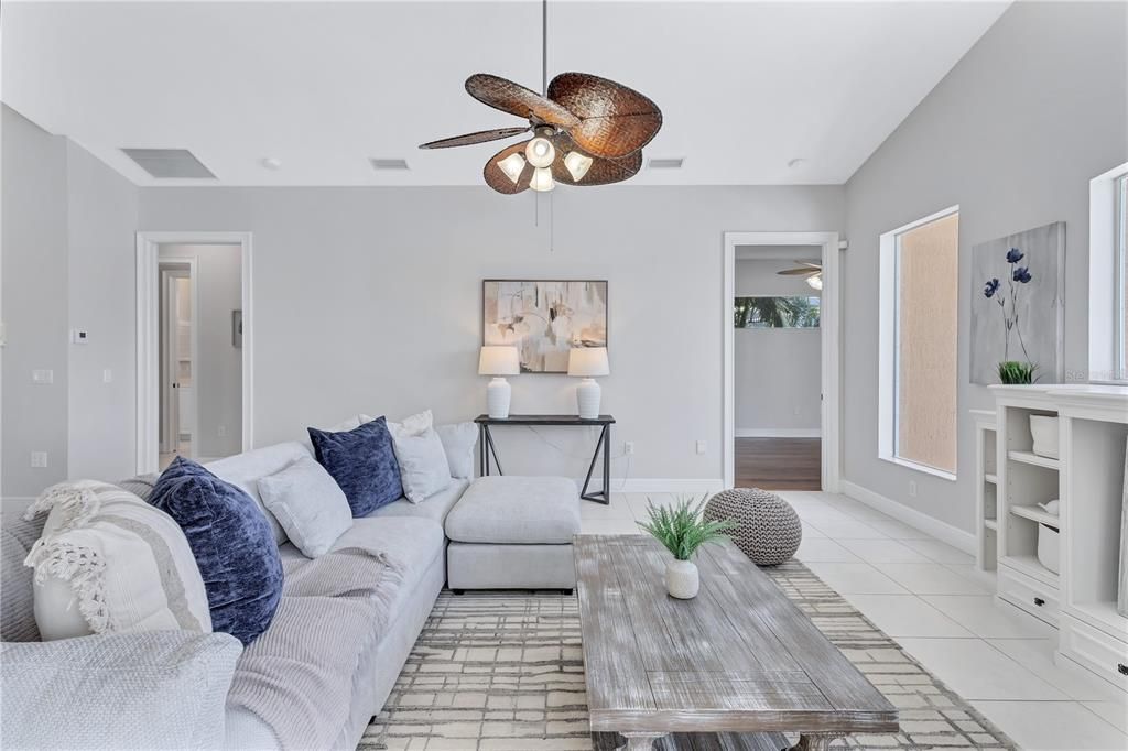 Active With Contract: $809,000 (4 beds, 3 baths, 2912 Square Feet)