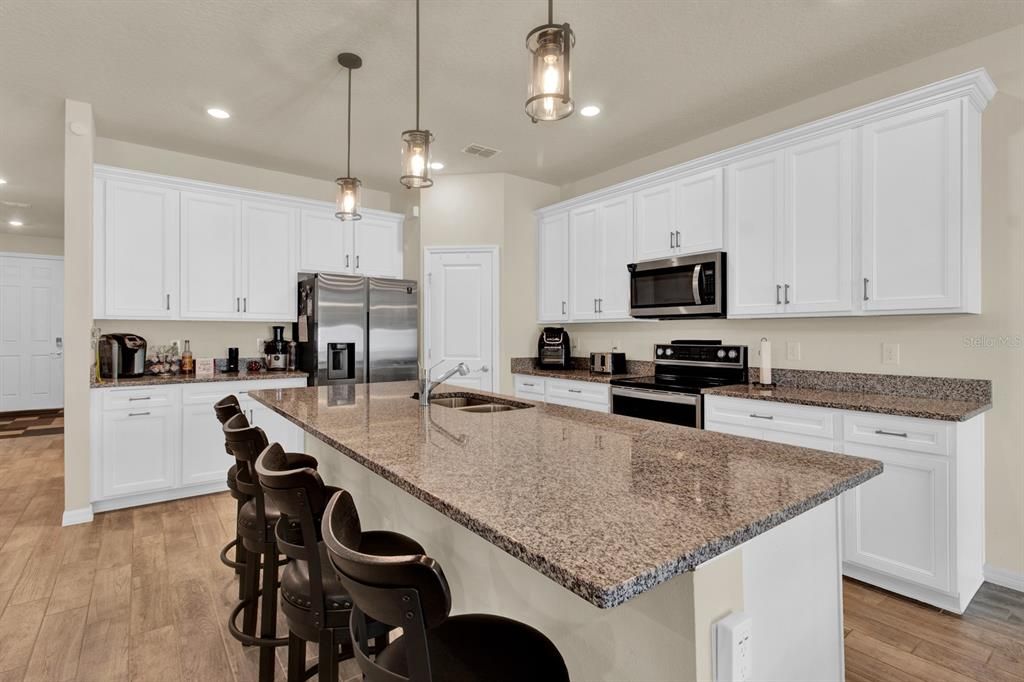 Upgraded Kitchen 4955 Royal Point Ave, Kissimmee, FL 34746 - Normalina Martin, Licensed Broker - The Opulent Group