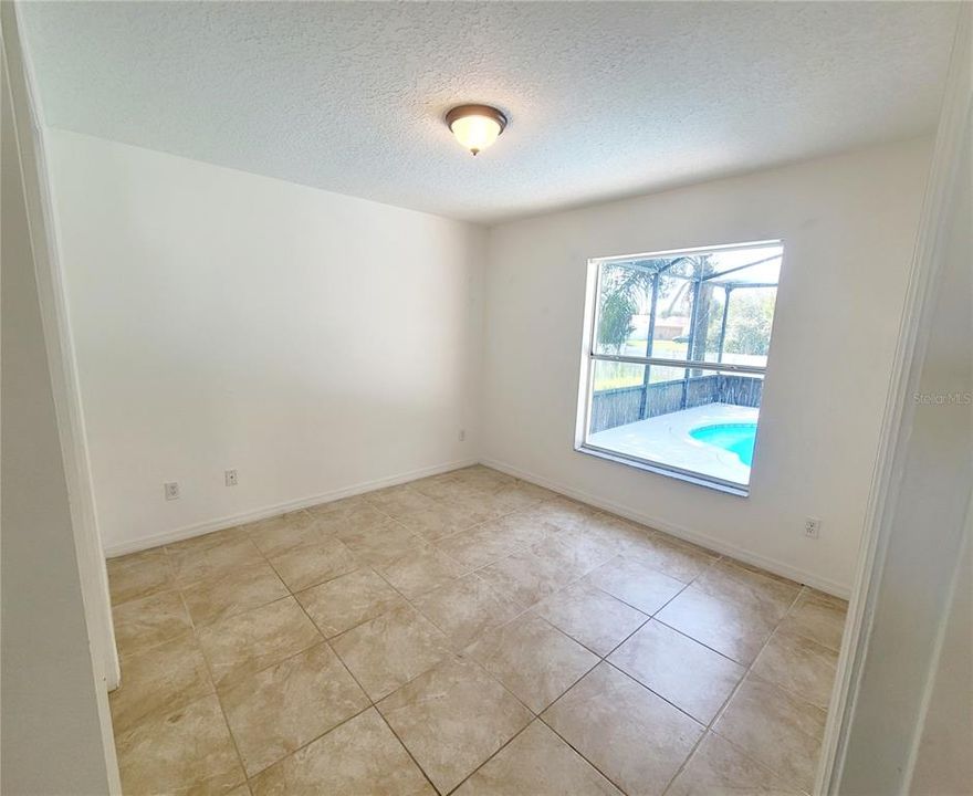 For Sale: $289,900 (3 beds, 2 baths, 1080 Square Feet)