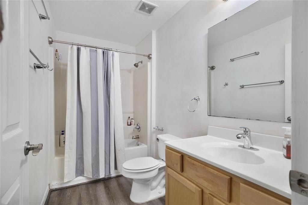 For Sale: $359,000 (4 beds, 2 baths, 2320 Square Feet)