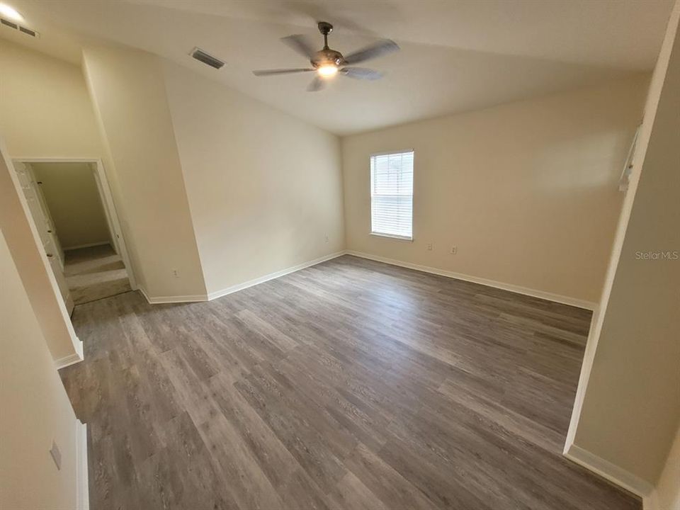 For Rent: $2,050 (3 beds, 2 baths, 1686 Square Feet)