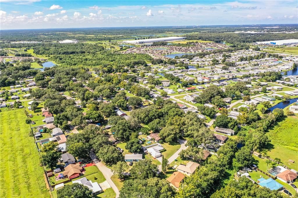 Active With Contract: $259,900 (3 beds, 2 baths, 1225 Square Feet)