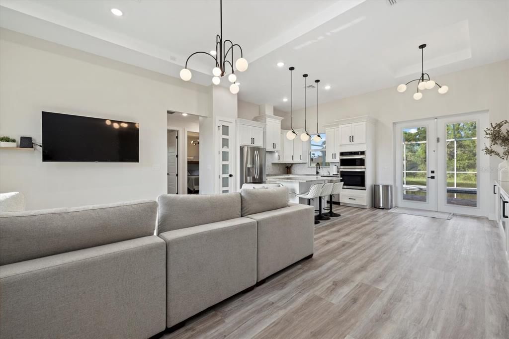 For Rent: $6,000 (3 beds, 2 baths, 1429 Square Feet)