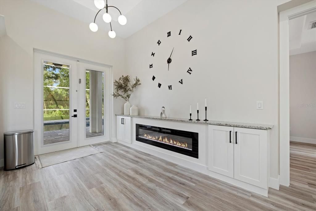 For Rent: $6,000 (3 beds, 2 baths, 1429 Square Feet)