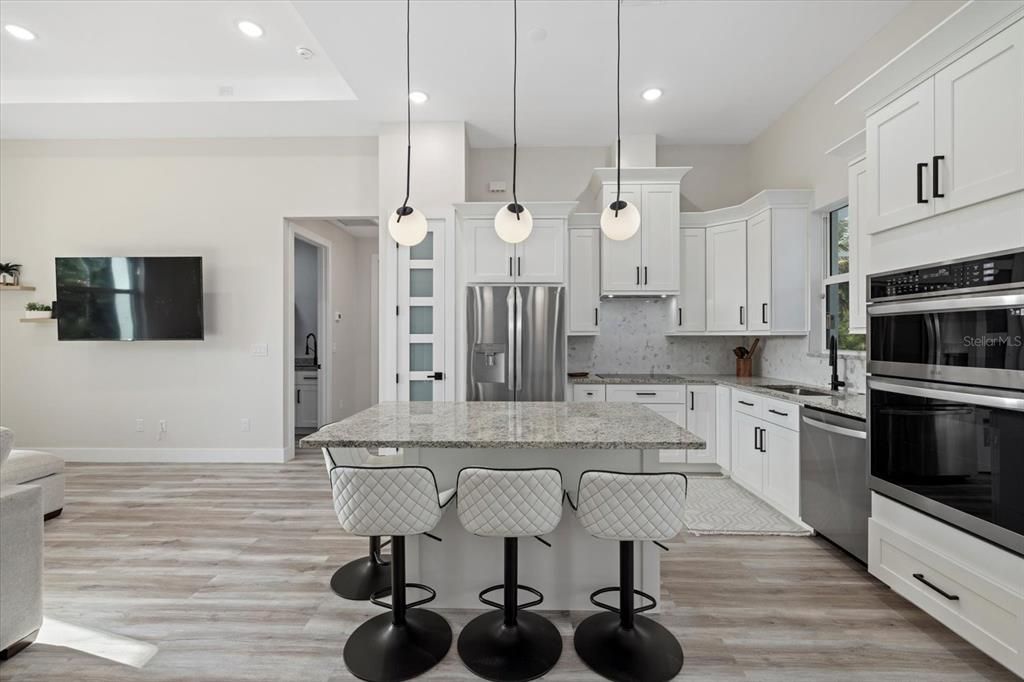 For Rent: $6,000 (3 beds, 2 baths, 1429 Square Feet)