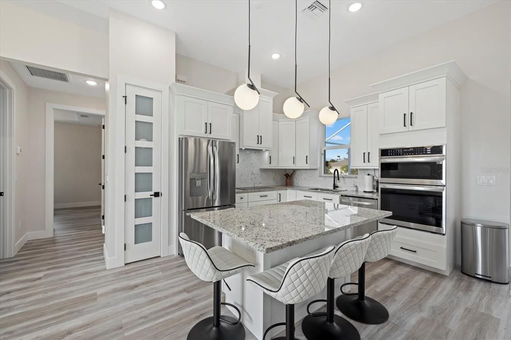 For Rent: $6,000 (3 beds, 2 baths, 1429 Square Feet)