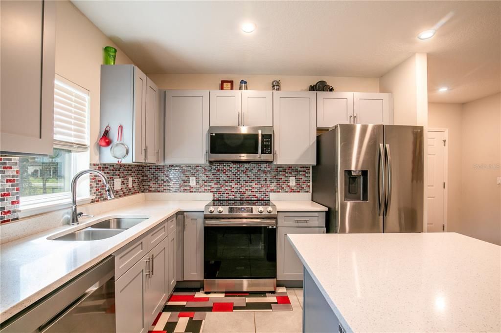 Active With Contract: $369,900 (3 beds, 2 baths, 1560 Square Feet)