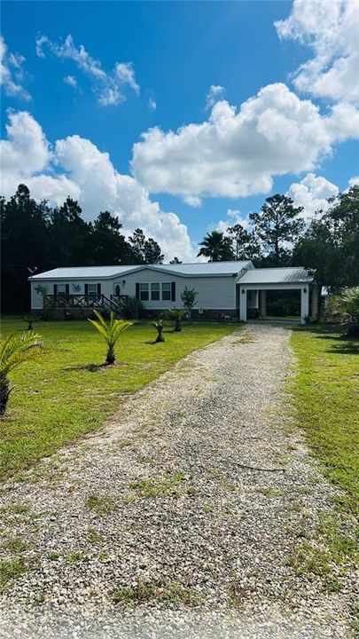 Active With Contract: $220,000 (3 beds, 2 baths, 1400 Square Feet)