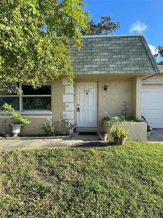 Vendido Recientemente: $74,999 (1 camas, 1 baños, 902 Pies cuadrados)