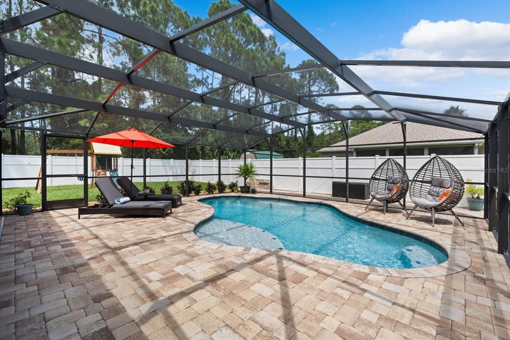 Active With Contract: $449,000 (4 beds, 2 baths, 1760 Square Feet)