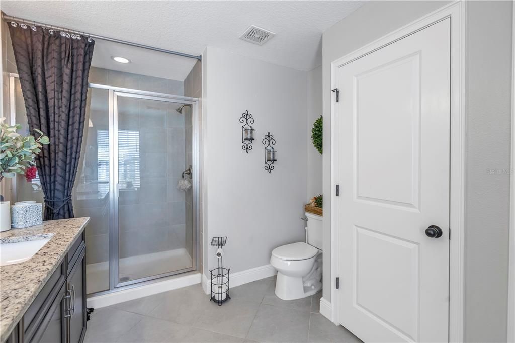 For Sale: $417,900 (2 beds, 2 baths, 1888 Square Feet)