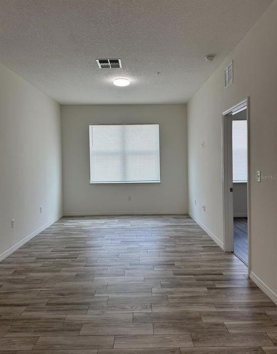 For Rent: $1,900 (2 beds, 2 baths, 995 Square Feet)