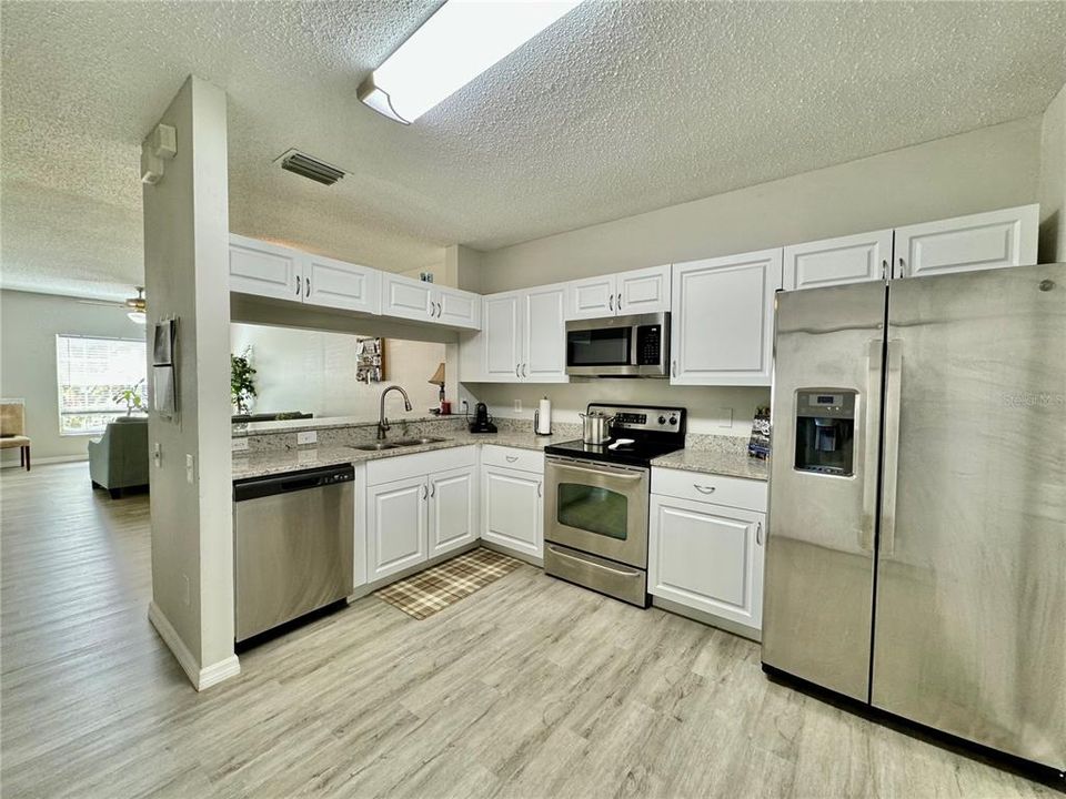 For Rent: $1,950 (2 beds, 2 baths, 1184 Square Feet)