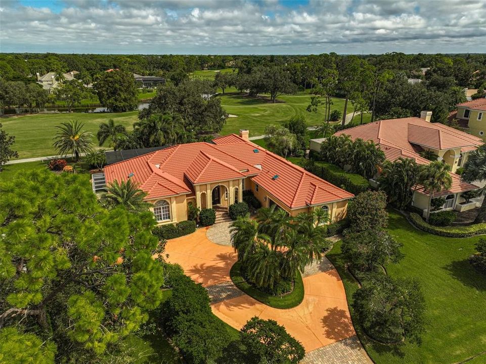 For Sale: $1,795,000 (3 beds, 3 baths, 4241 Square Feet)