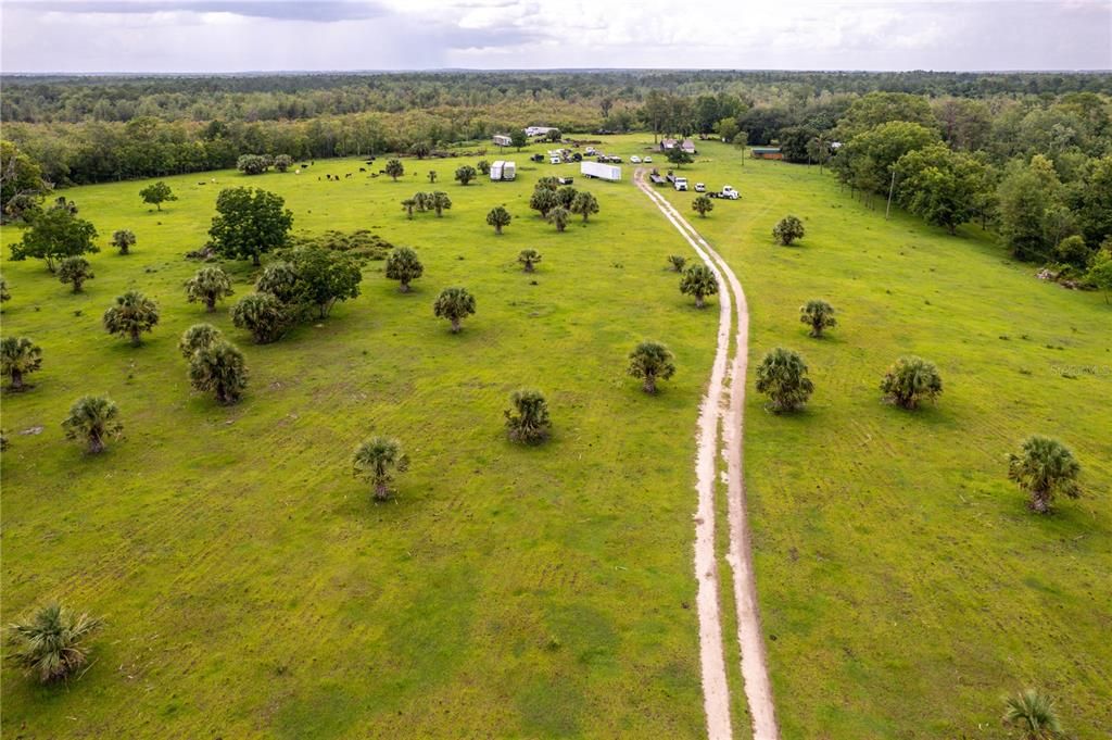 En Venta: $1,500,000 (98.27 acres)