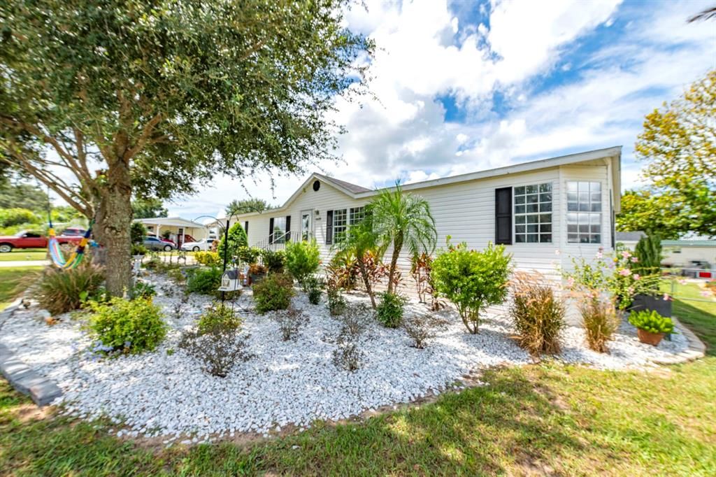 For Sale: $252,500 (3 beds, 2 baths, 1798 Square Feet)