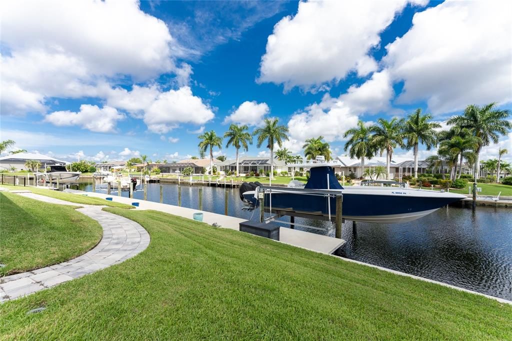 For Sale: $1,450,000 (4 beds, 2 baths, 2605 Square Feet)