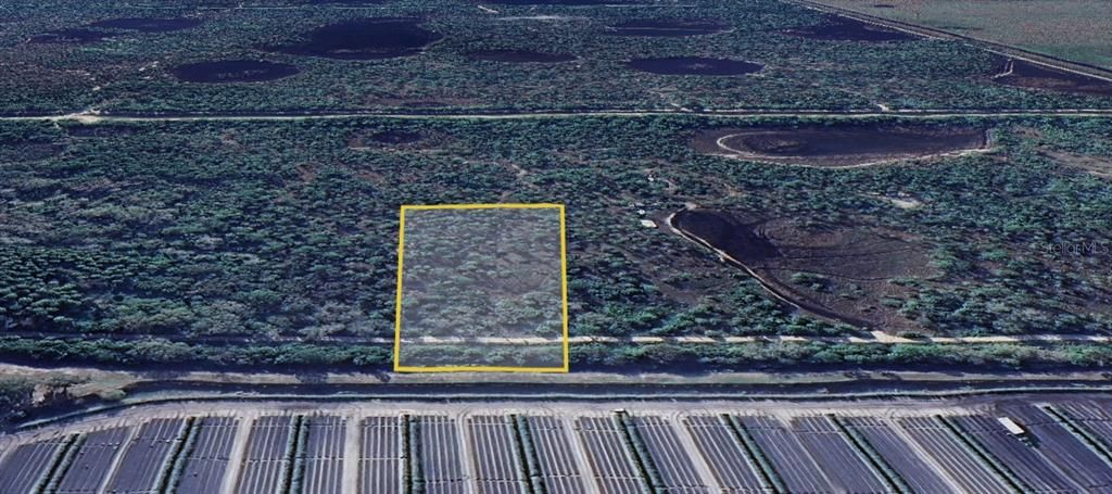 En Venta: $31,500 (1.26 acres)