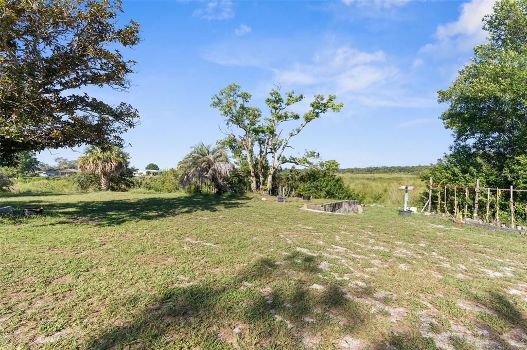 For Sale: $295,000 (3 beds, 2 baths, 1679 Square Feet)