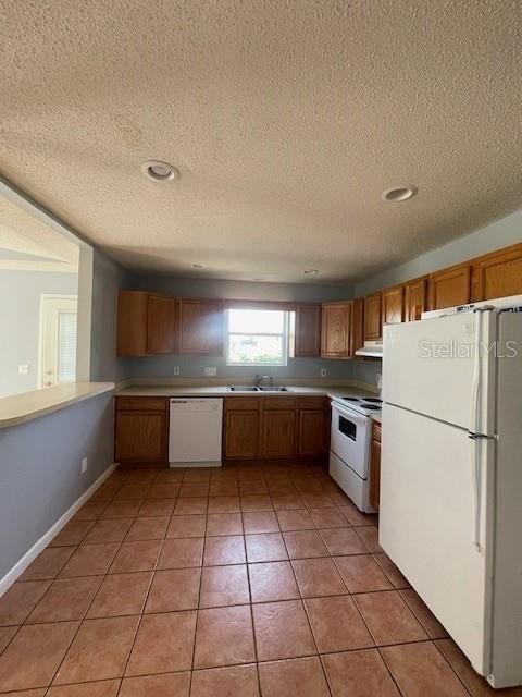 For Rent: $1,750 (3 beds, 2 baths, 1196 Square Feet)