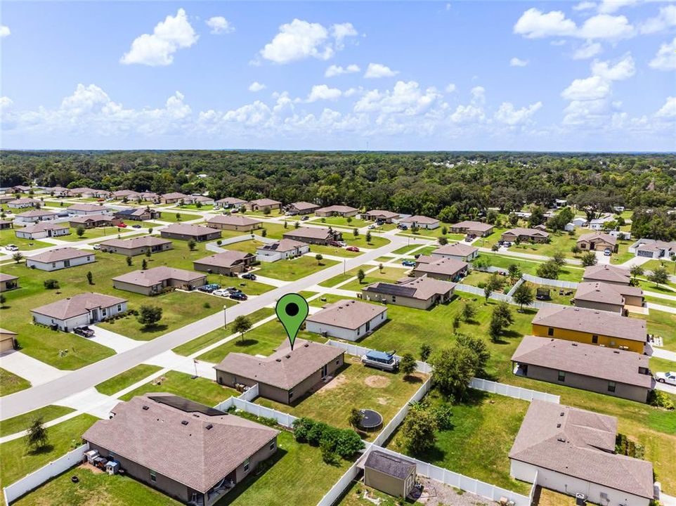 Active With Contract: $315,900 (3 beds, 2 baths, 1456 Square Feet)