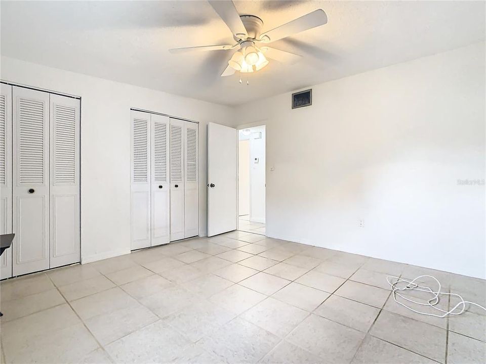 For Sale: $249,900 (2 beds, 2 baths, 1434 Square Feet)