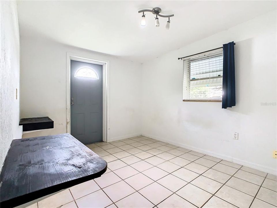 For Sale: $249,900 (2 beds, 2 baths, 1434 Square Feet)