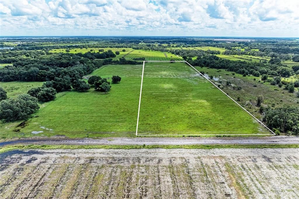 На продажу: $525,000 (10.00 acres)