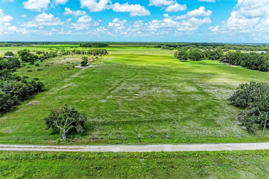 На продажу: $525,000 (10.00 acres)