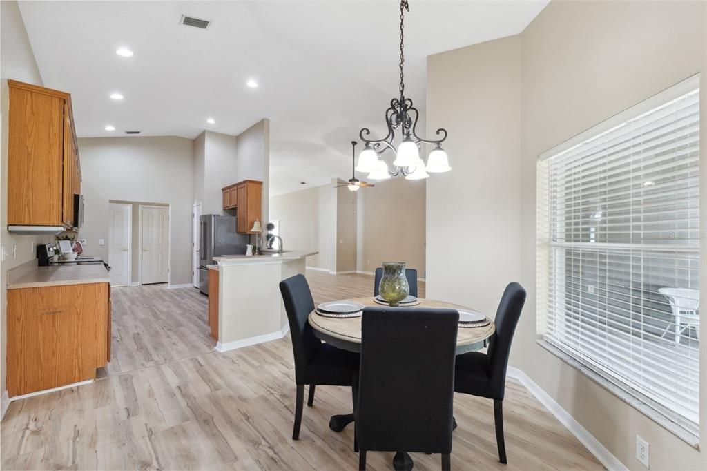 Kitchen Dining Area