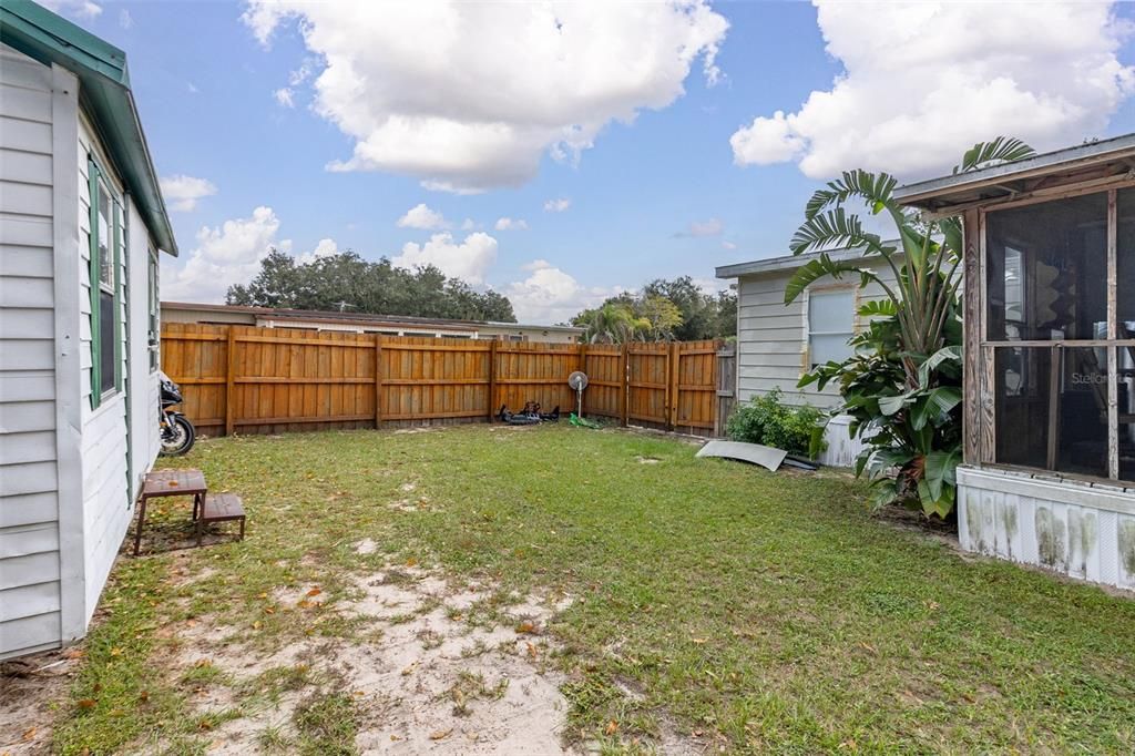 For Sale: $210,000 (3 beds, 2 baths, 1152 Square Feet)