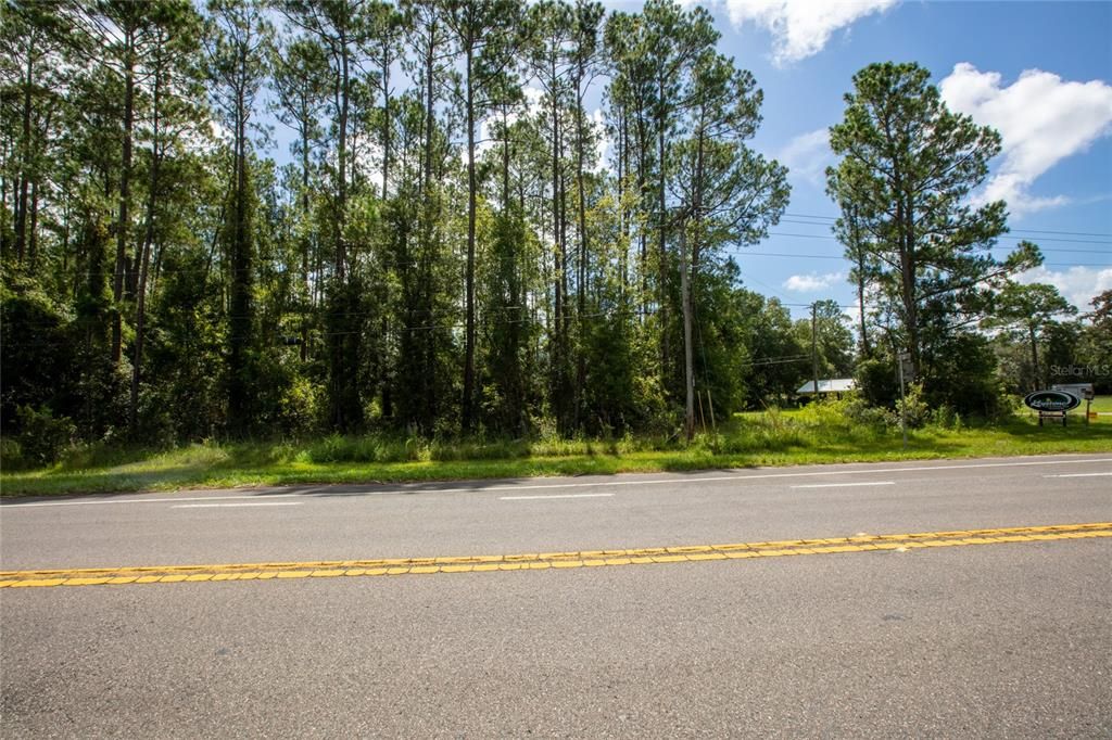 На продажу: $225,000 (1.84 acres)