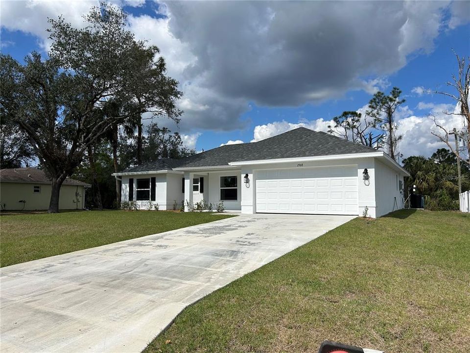 Active With Contract: $290,436 (3 beds, 2 baths, 1540 Square Feet)