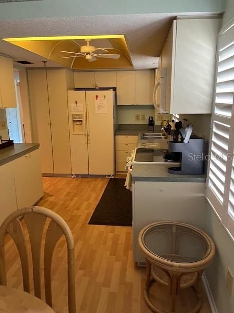 For Rent: $3,000 (2 beds, 2 baths, 1293 Square Feet)