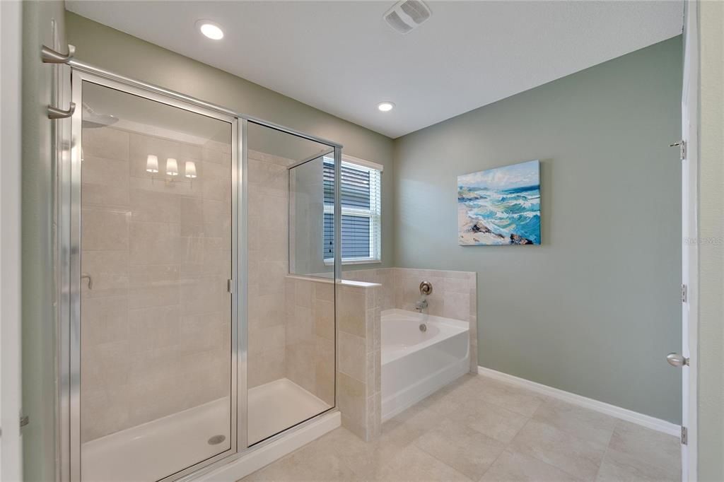 Active With Contract: $469,000 (4 beds, 2 baths, 2091 Square Feet)