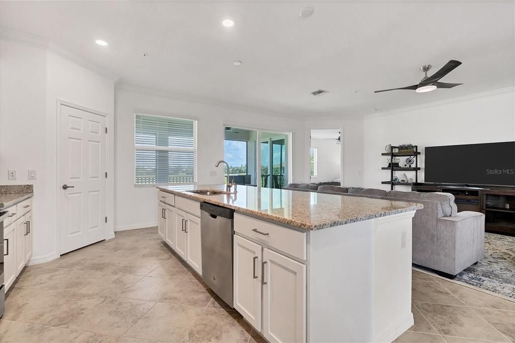 For Sale: $549,900 (3 beds, 2 baths, 2110 Square Feet)