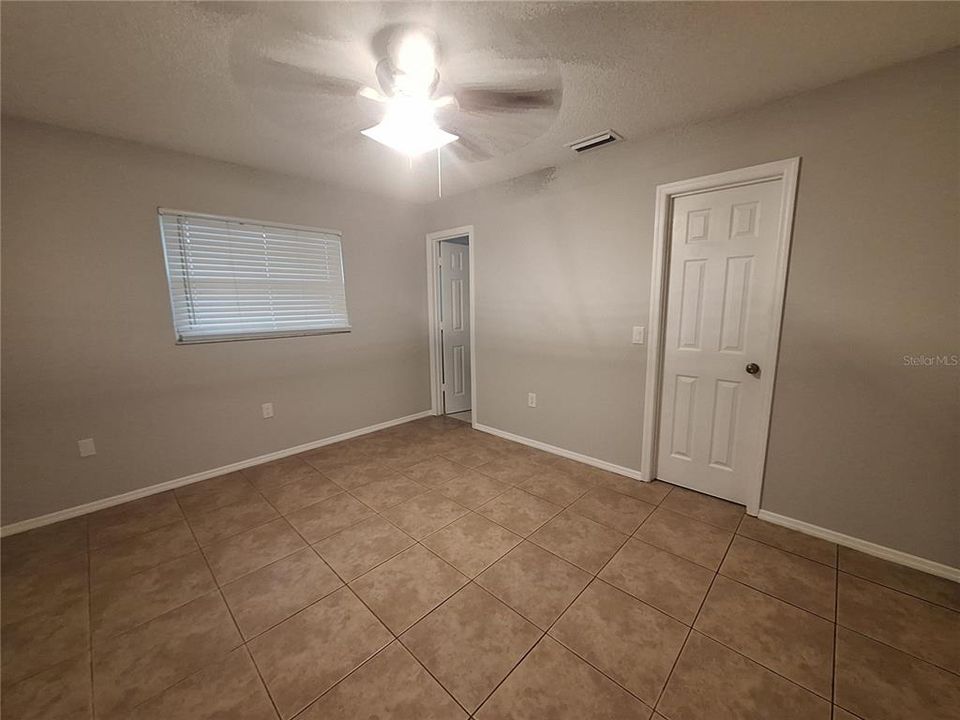 For Rent: $1,795 (2 beds, 2 baths, 1972 Square Feet)