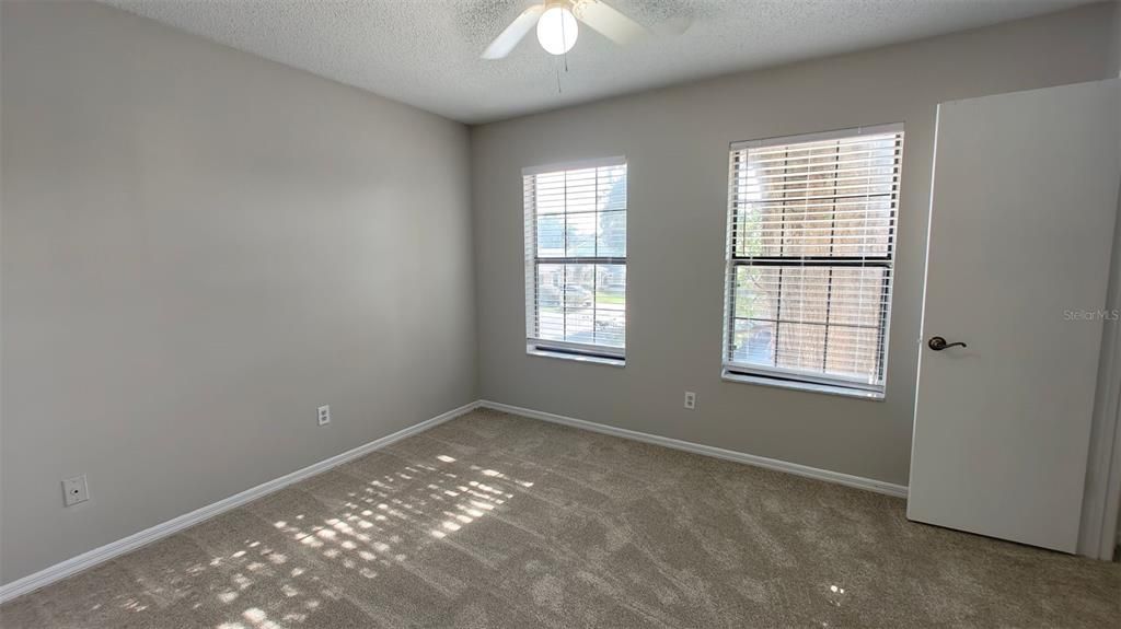 Active With Contract: $1,700 (3 beds, 2 baths, 1159 Square Feet)