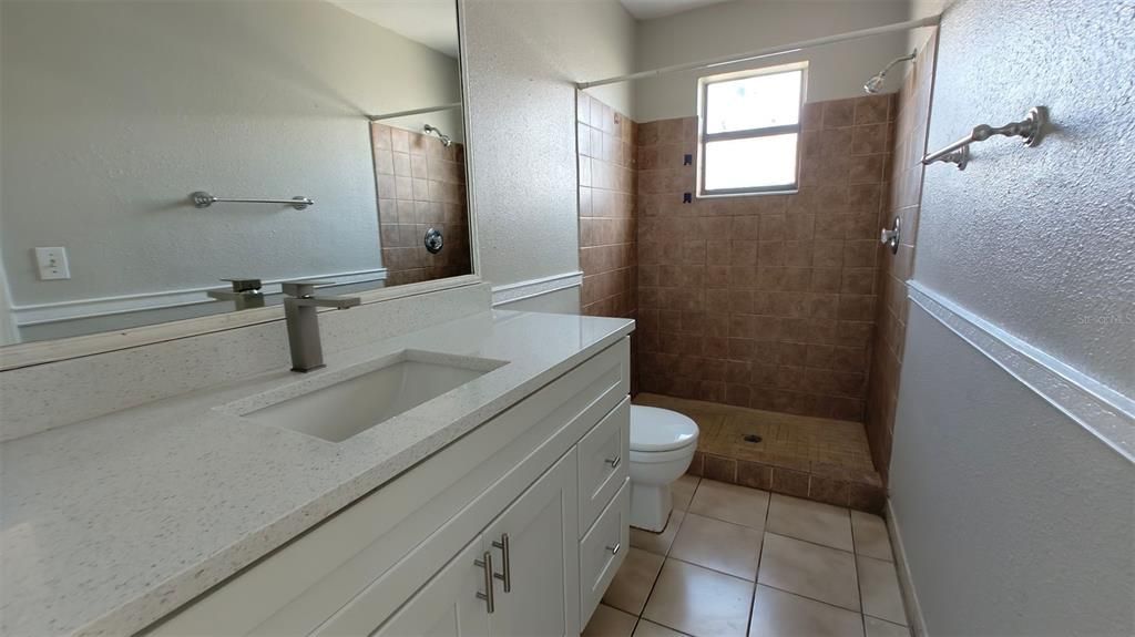 Active With Contract: $1,700 (3 beds, 2 baths, 1159 Square Feet)