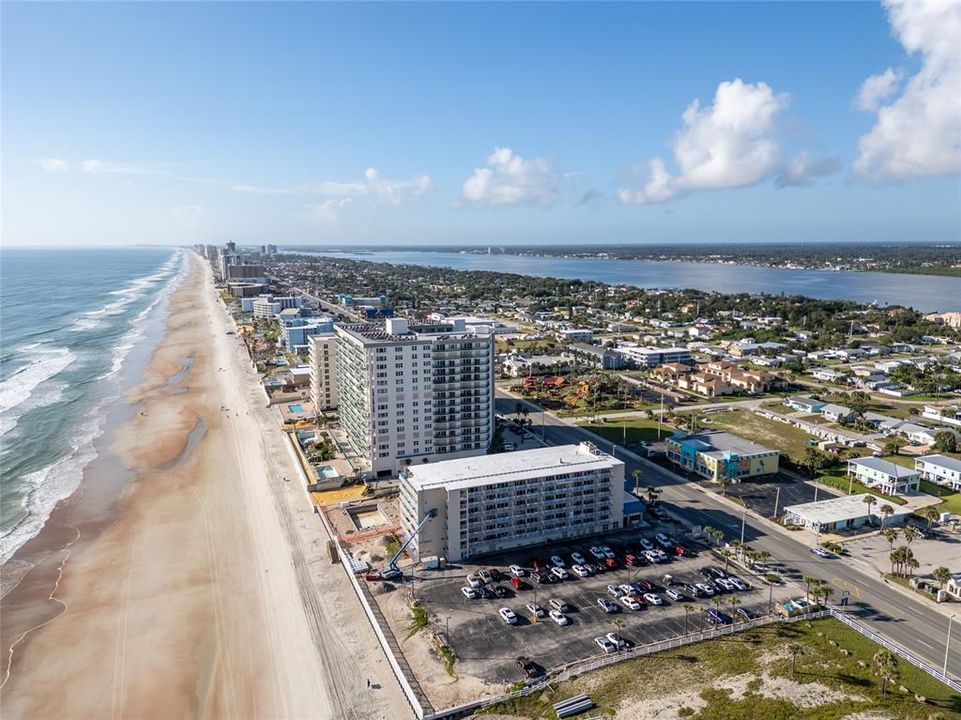 Castaways Beach Resort is located on the beach east of the Halifax River.