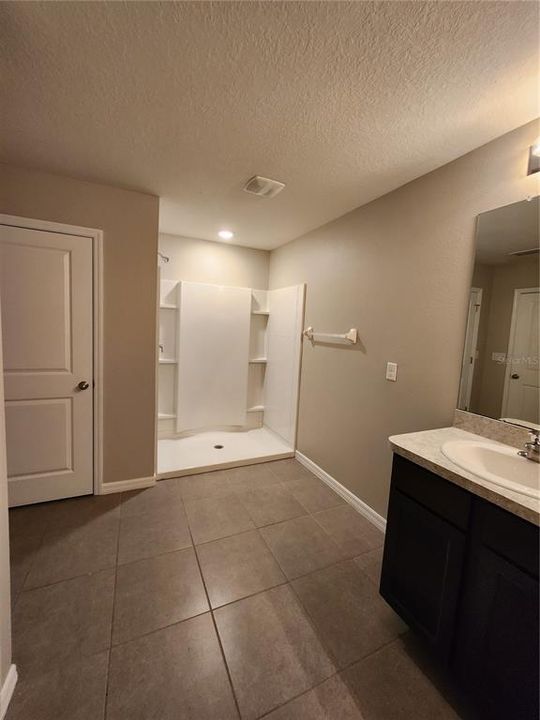 Active With Contract: $2,295 (4 beds, 2 baths, 2324 Square Feet)