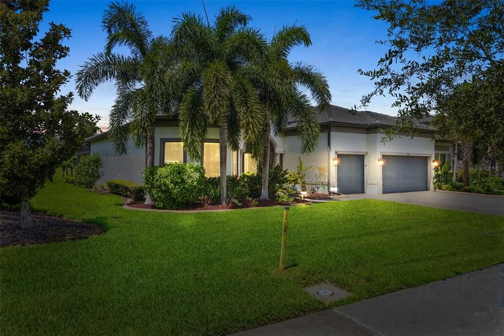 For Sale: $1,300,000 (3 beds, 3 baths, 2486 Square Feet)