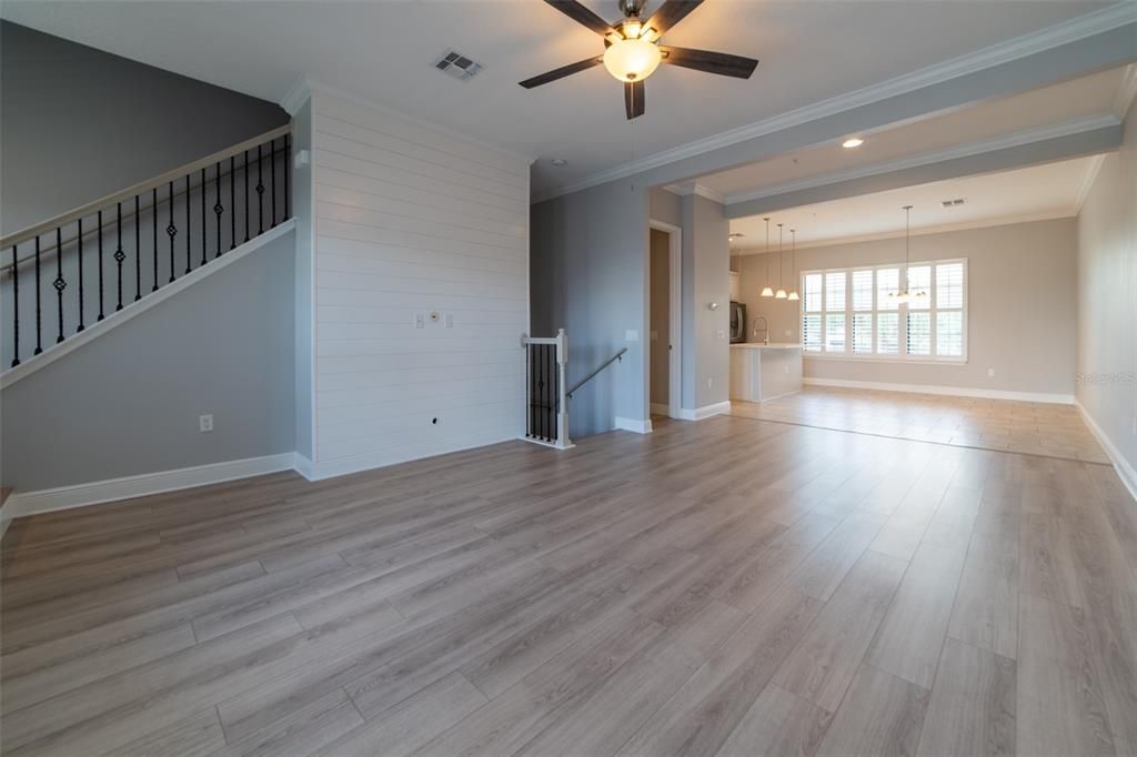 Active With Contract: $2,750 (3 beds, 3 baths, 1919 Square Feet)