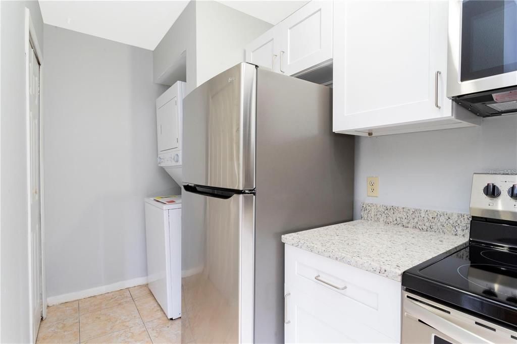 For Sale: $139,000 (2 beds, 2 baths, 1073 Square Feet)