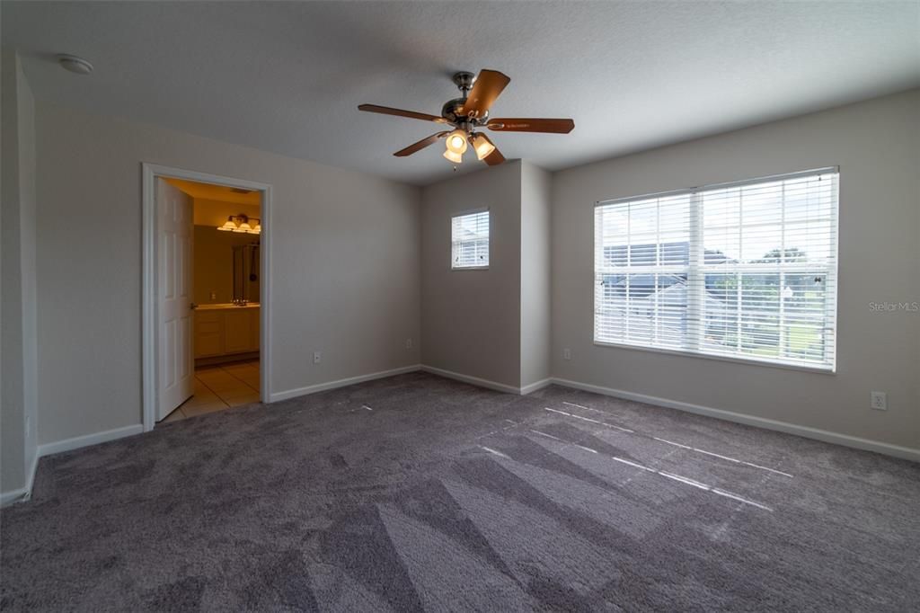 Active With Contract: $2,200 (3 beds, 3 baths, 2072 Square Feet)